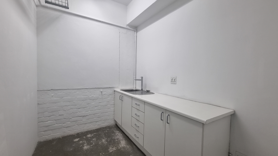 To Let Commercial Property for Rent in Woodstock Western Cape